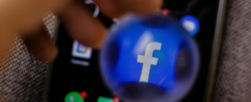 Smart & Secure: A Practical Guide to Buying and Selling on Facebook Marketplace