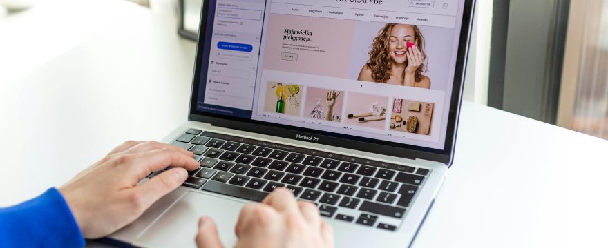 Understanding the Main Types of Online Advertising (and How They Work)